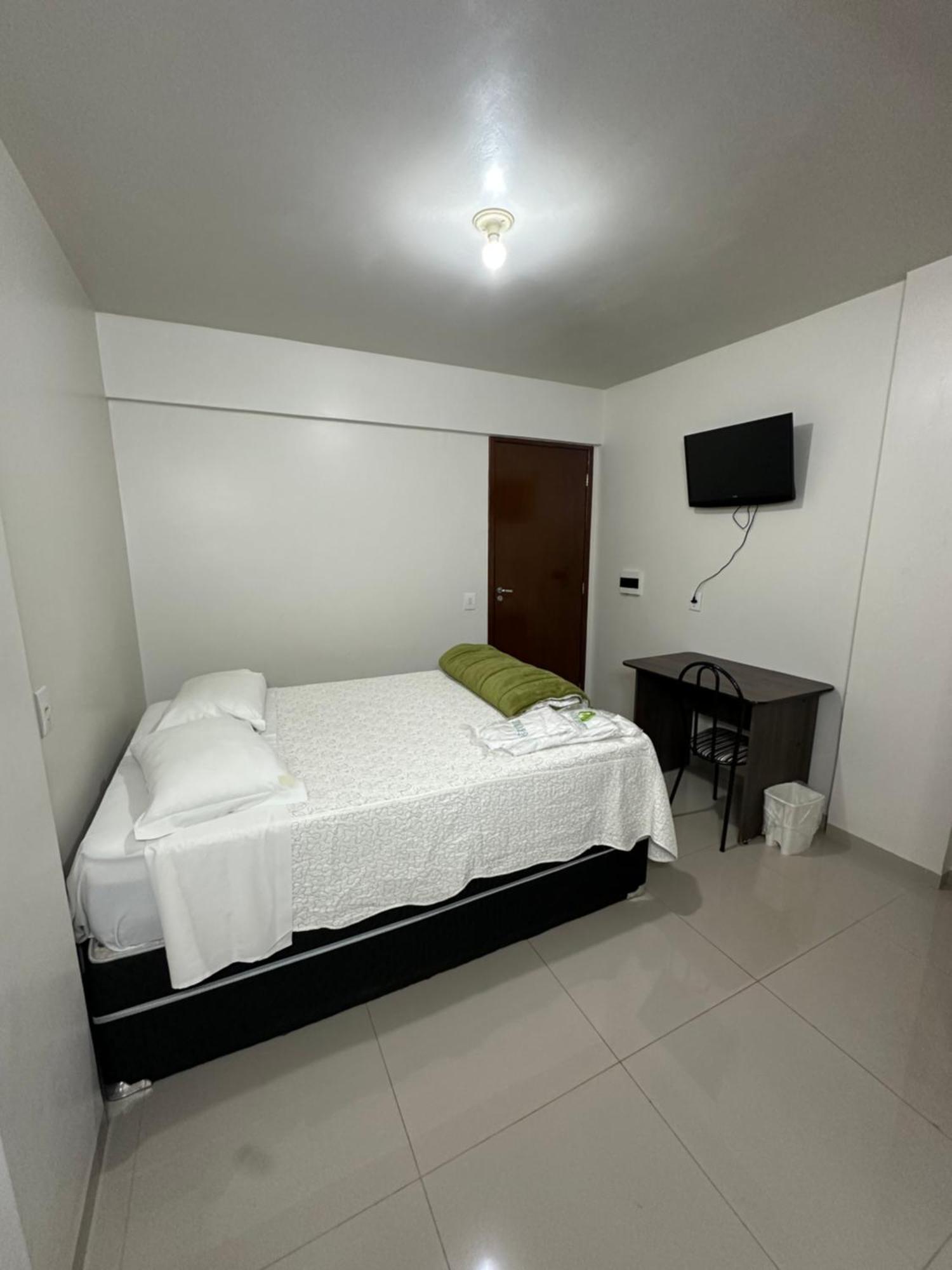 Rai Hotel - Proximo A Prefeitura Каскавел Екстер'єр фото